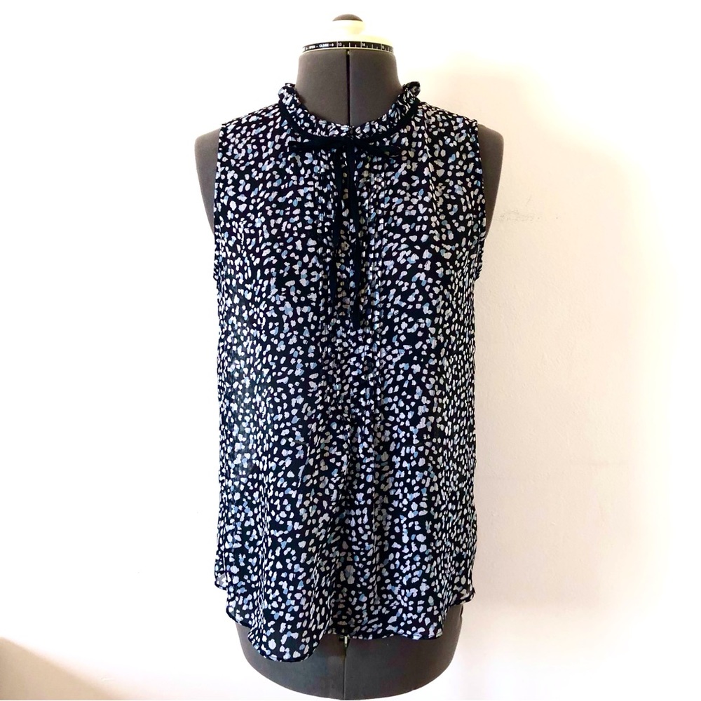 🎀 5/$25 Joe Fresh polka dot print sleeveless blouse sz XS